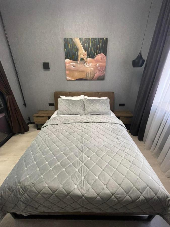 Appartamento Vel Люкс Černivci Esterno foto
